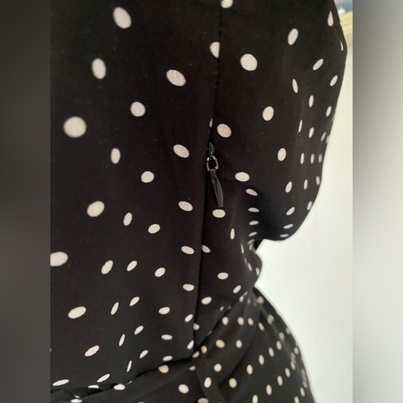 Pretty Retro 40s Shirt Dress in Black with White Polka Dots - Picture 8 of 11